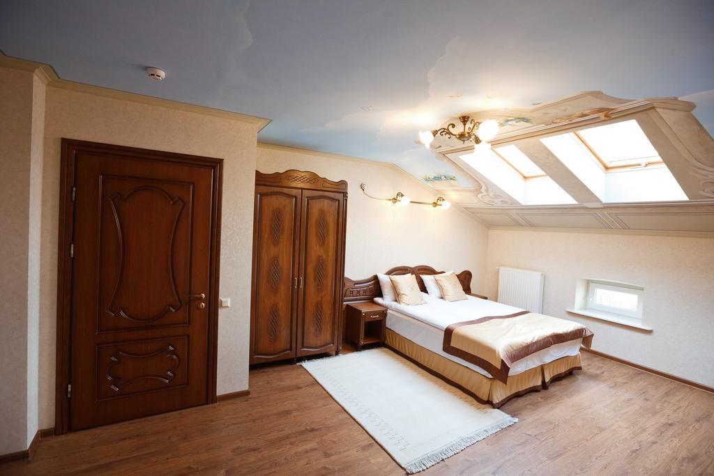 Mini-Hotel Guest House Inn 利沃夫 外观 照片