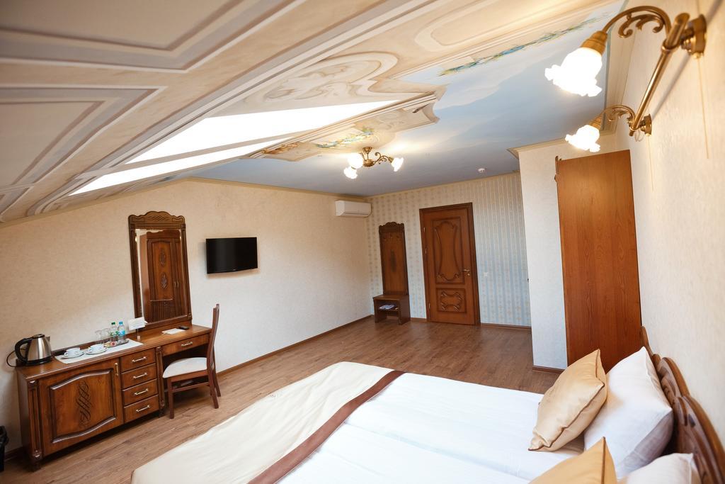 Mini-Hotel Guest House Inn 利沃夫 外观 照片