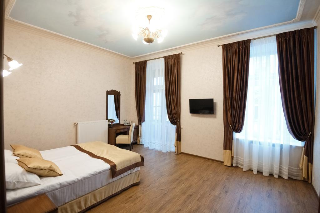 Mini-Hotel Guest House Inn 利沃夫 外观 照片