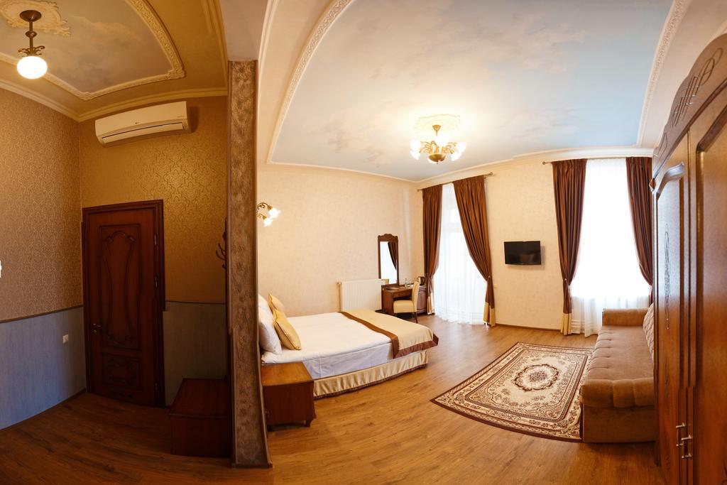 Mini-Hotel Guest House Inn 利沃夫 外观 照片