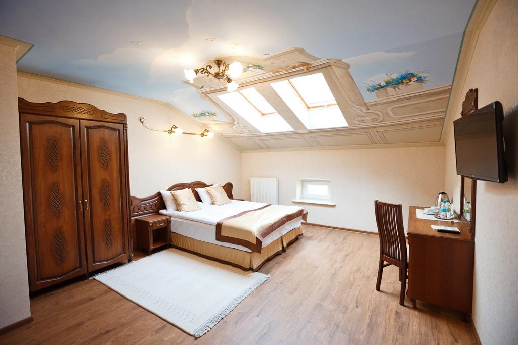 Mini-Hotel Guest House Inn 利沃夫 客房 照片