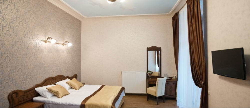 Mini-Hotel Guest House Inn 利沃夫 外观 照片