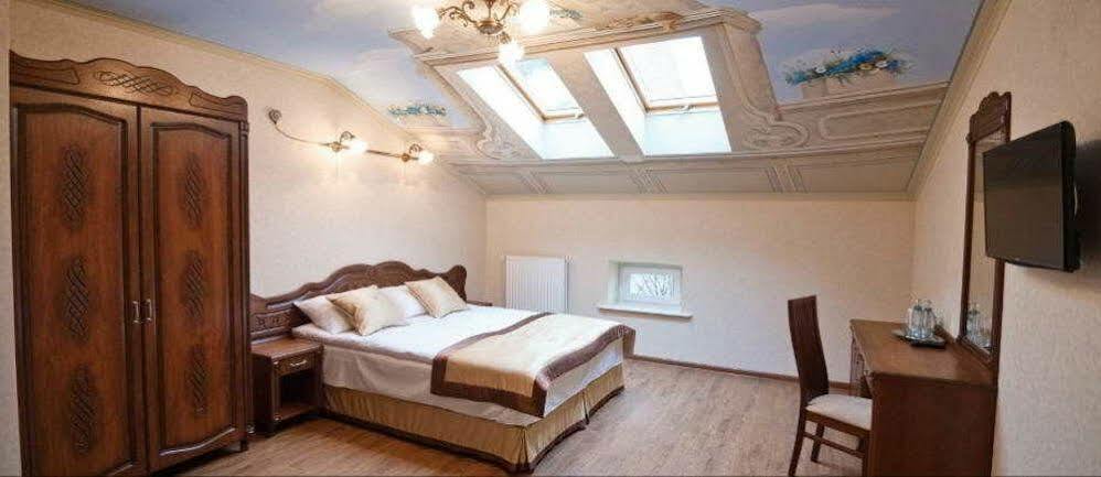 Mini-Hotel Guest House Inn 利沃夫 外观 照片