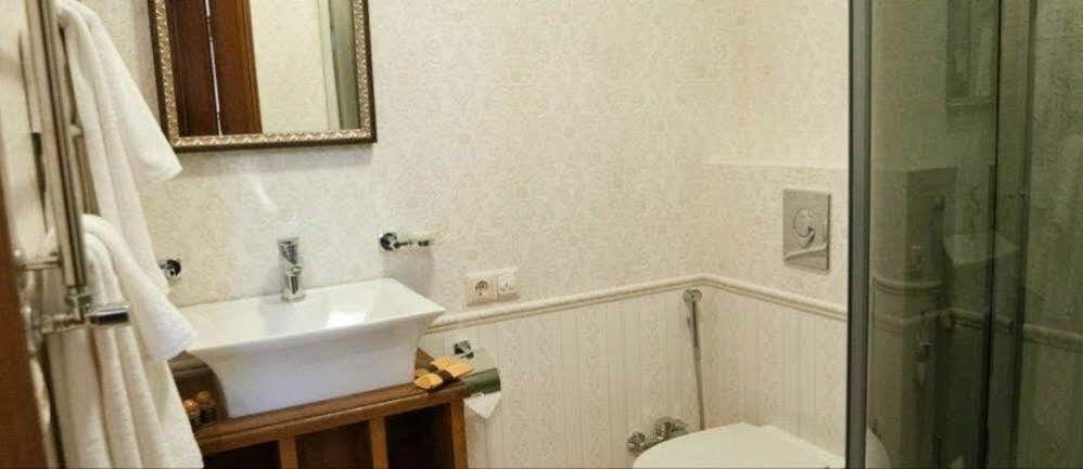 Mini-Hotel Guest House Inn 利沃夫 外观 照片